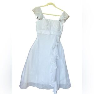 White Ruffle Strap A-Line Dress straps don’t adjust size (S approximately)